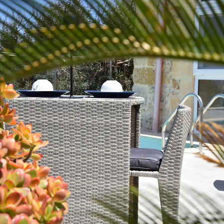 San Pawl Calypso Bed & Breakfast 4*