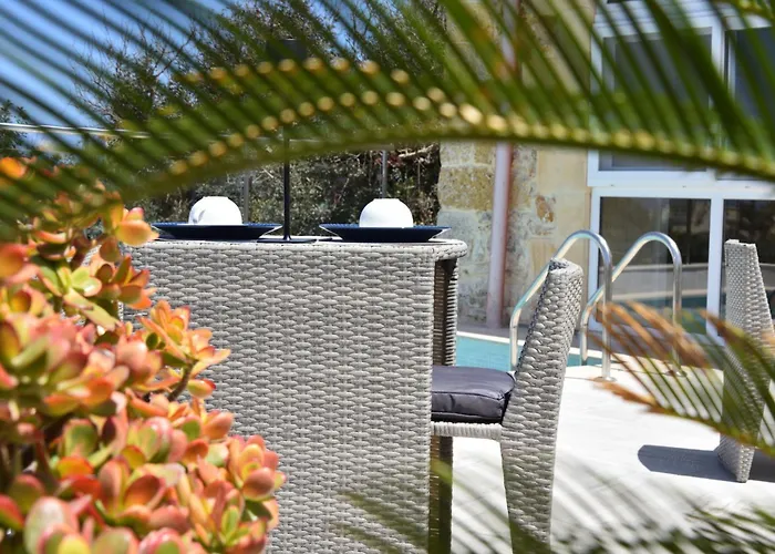 San Pawl Calypso Bed & Breakfast 4*