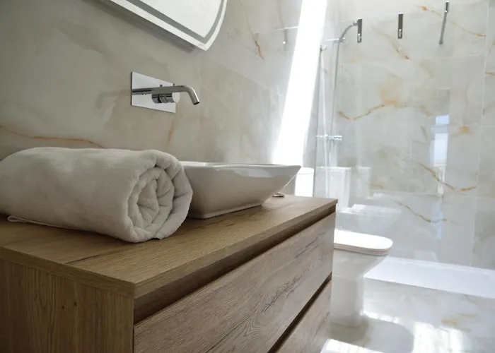 San Pawl Calypso Bed & Breakfast 4*